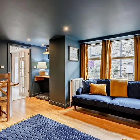 2 Bed In Oc-93162