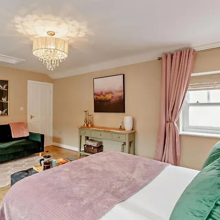 2 Bed In Oc-93162
