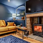 2 Bed In Oc-93162 * Leyburn