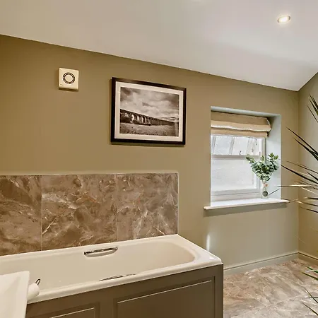 Holiday home 2 Bed In 93162