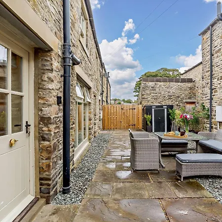 2 Bed In 93162 Leyburn