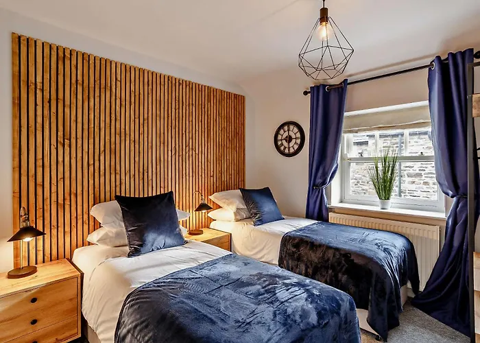 2 Bed In 93162 Holiday home