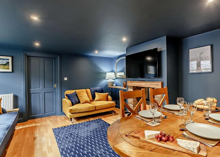 2 Bed In 93162 Holiday home